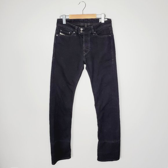 DIESEL Viker-R-Box Black Straight Jeans - Picture 2 of 9